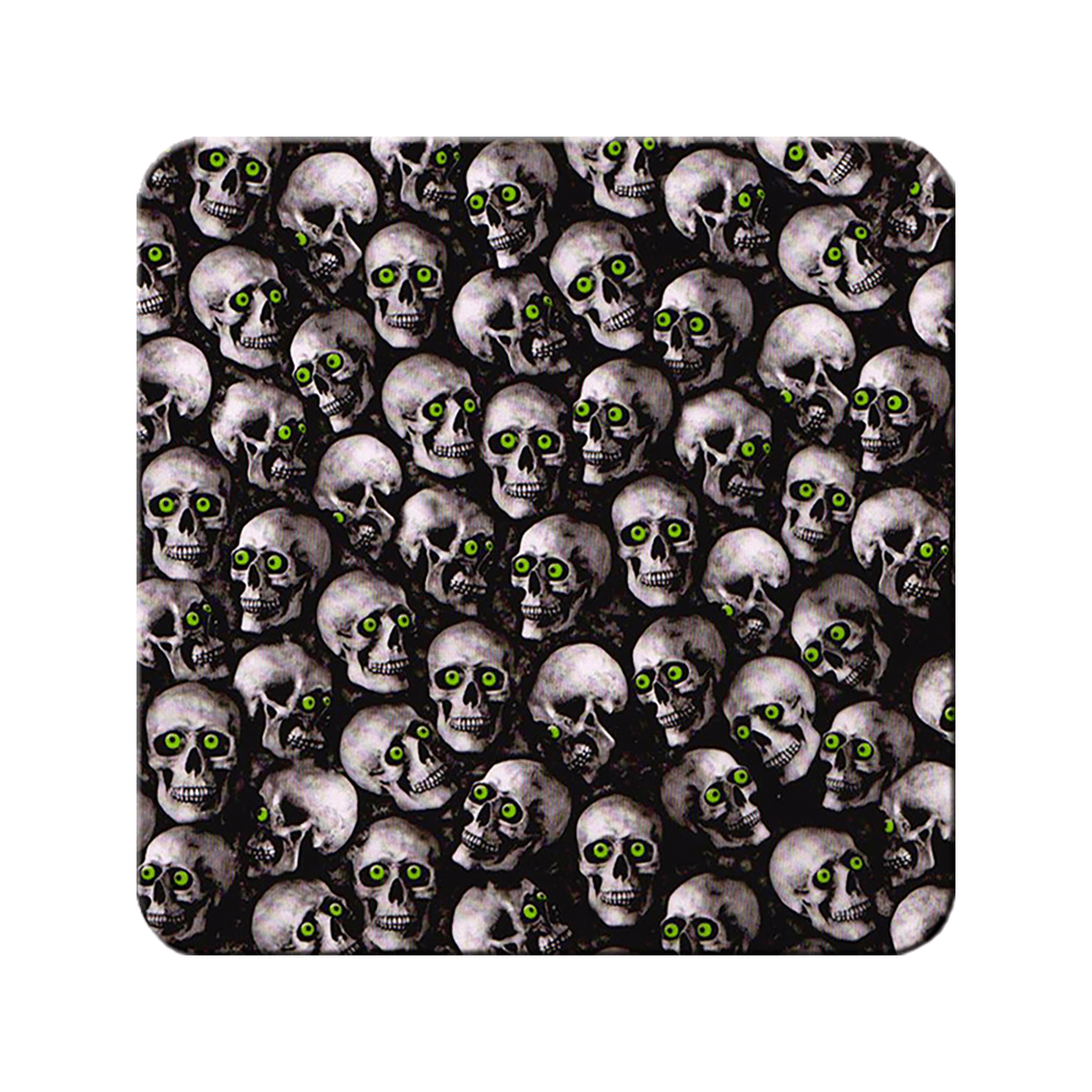 green eyes skull